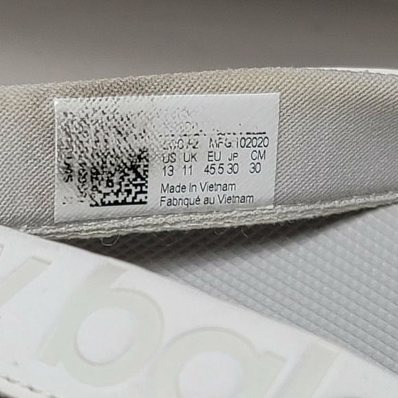 New Balance Lightweight white men’s Flip Flop Thong Sandals Slides Sz 13 - Picture 8 of 8